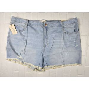 Universal Thread Light Wash Cut off Shorts 26